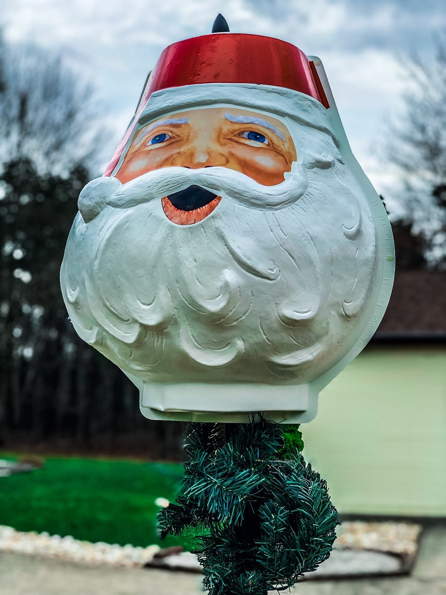 Tis Your Season | Santa Lamp Post Light Cover Outdoor Christmas Decoration